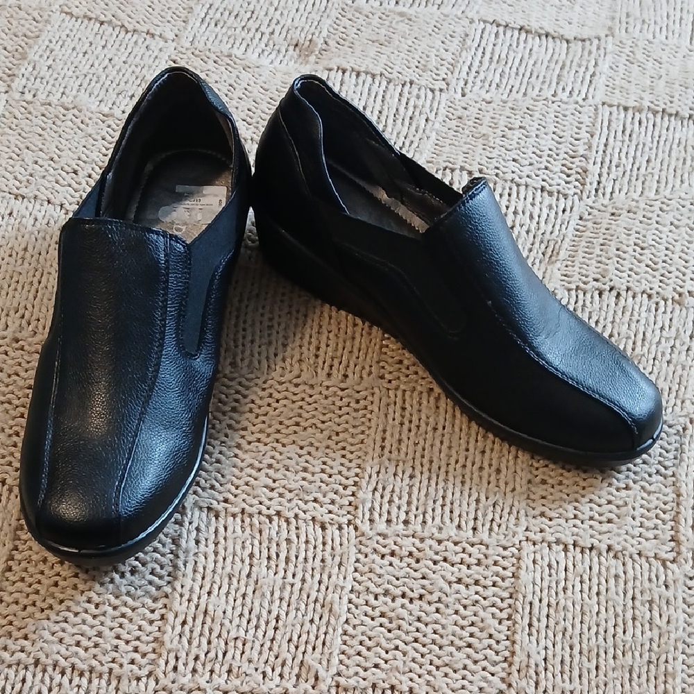 Pierre Dumas Black Slip-On Loafers